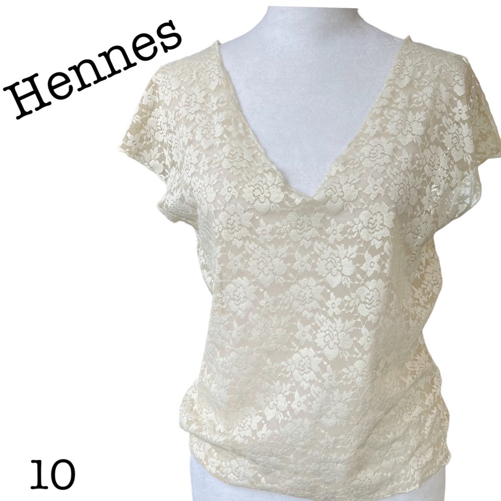 Hennes Lace V Neck short sleeved Top Camisole size 40/42 or size 10 🖤